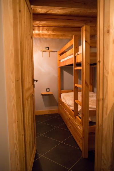 photo 9 Owner direct vacation rental Champagny en Vanoise appartement Rhone-Alps Savoie bedroom 2