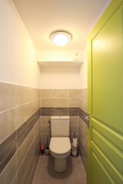 photo 14 Owner direct vacation rental La Ciotat appartement Provence-Alpes-Cte d'Azur Bouches du Rhne Bathroom w/toilet only