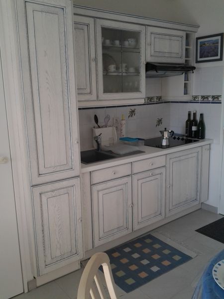 photo 4 Owner direct vacation rental Juan les Pins appartement Provence-Alpes-Cte d'Azur Alpes-Maritimes Kitchenette