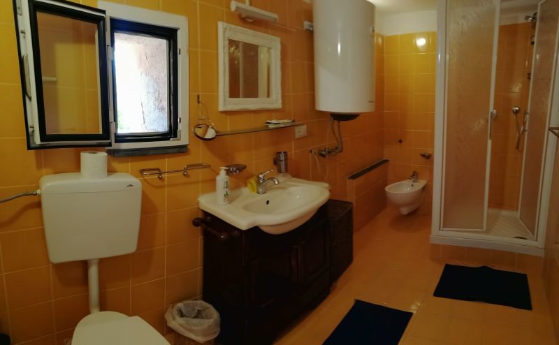 photo 8 Owner direct vacation rental Levanto appartement Liguria La Spezia Province bathroom