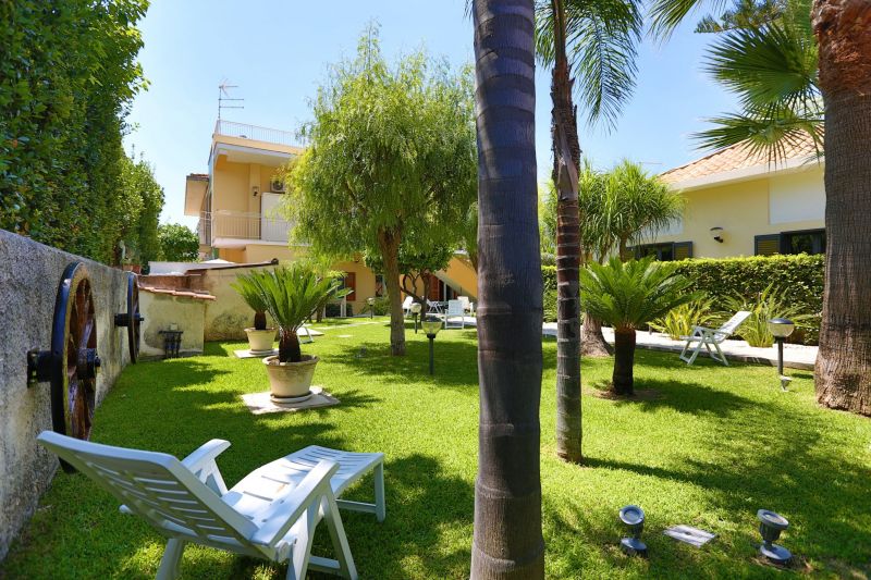 photo 16 Owner direct vacation rental Avola villa Sicily Syracuse Province Garden