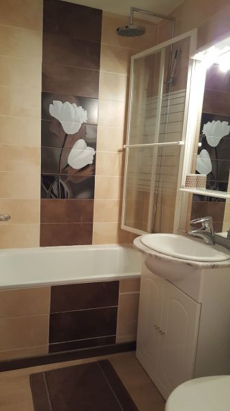photo 5 Owner direct vacation rental Les Menuires appartement Rhone-Alps Savoie bathroom