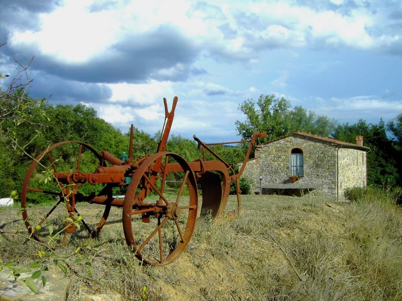 photo 27 Owner direct vacation rental Arezzo maison Tuscany Arezzo Province View of the property from outside