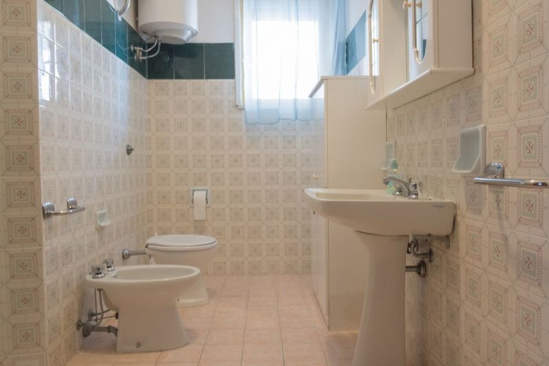 photo 10 Owner direct vacation rental Torre dell'Orso appartement Puglia Lecce Province bathroom