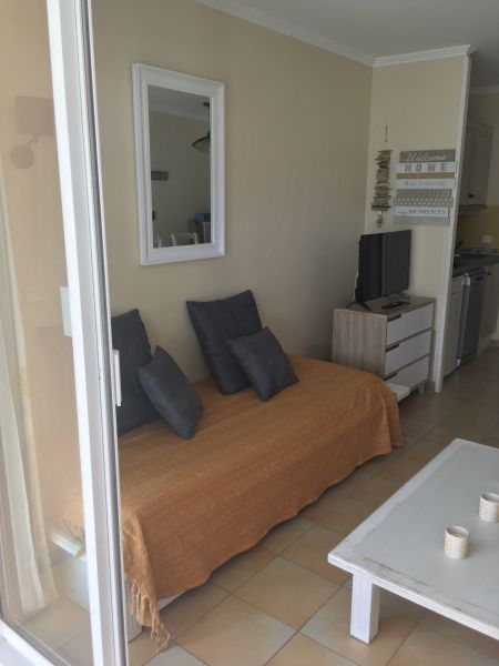 photo 15 Owner direct vacation rental Les Issambres appartement Provence-Alpes-Cte d'Azur Var Lounge