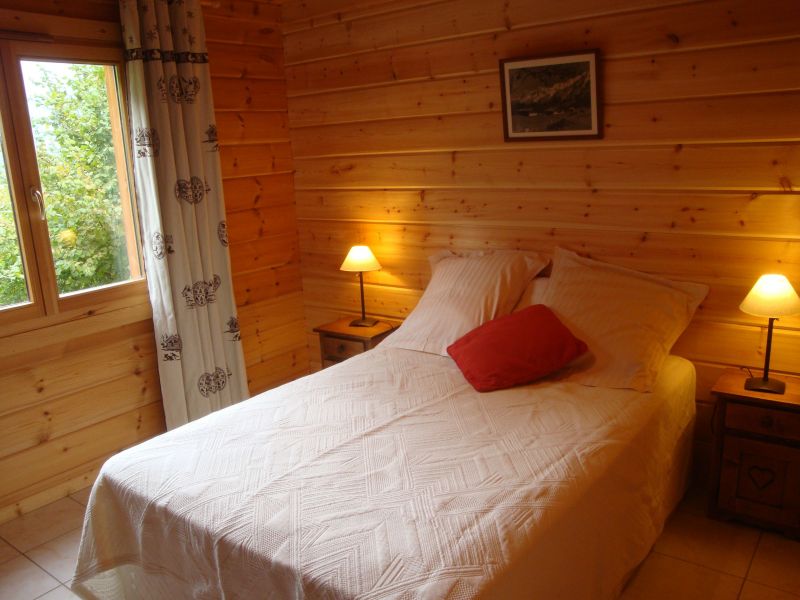 photo 7 Owner direct vacation rental Samons chalet Rhone-Alps  bedroom 3