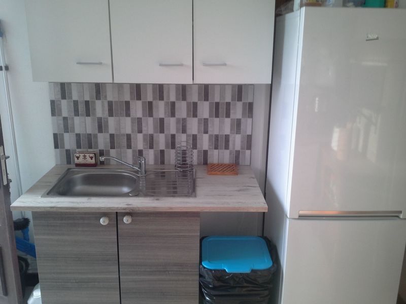 photo 7 Owner direct vacation rental Le Grau du Roi maison Languedoc-Roussillon Gard Separate kitchen