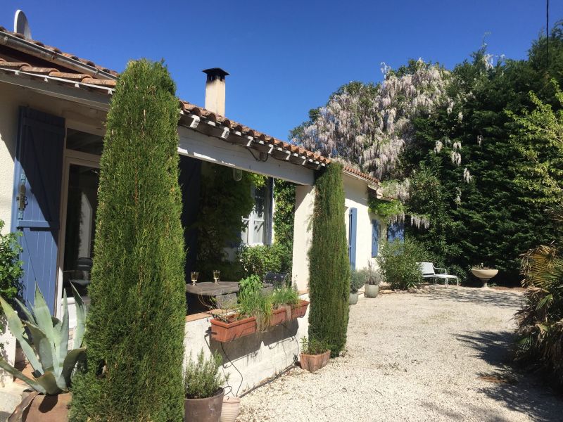 photo 1 Owner direct vacation rental Saint Rmy de Provence maison Provence-Alpes-Cte d'Azur Bouches du Rhne View of the property from outside