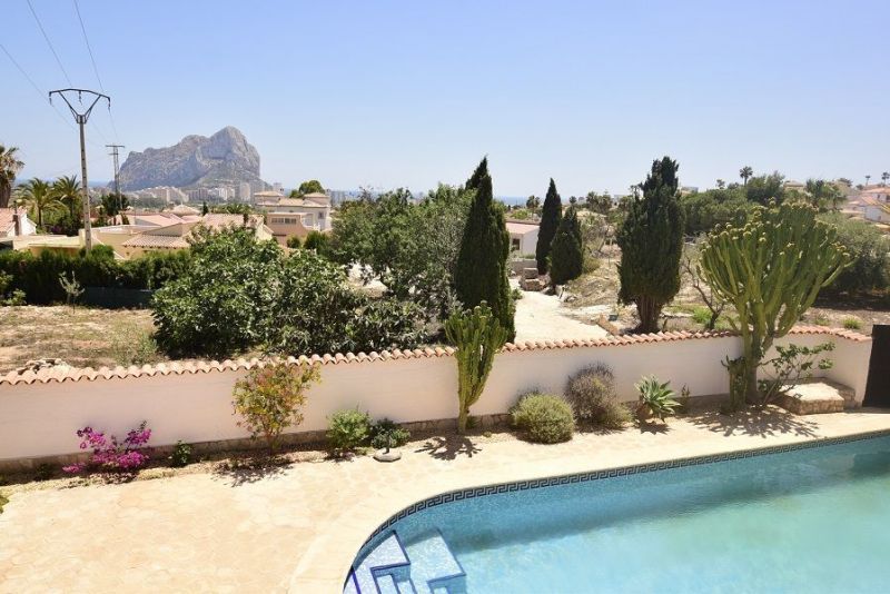 photo 4 Owner direct vacation rental Calpe villa Valencian Community Alicante (province of) View of the property from outside