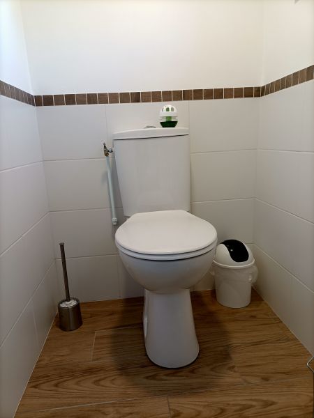 photo 7 Owner direct vacation rental Wissant gite Nord-Pas de Calais Pas de Calais Bathroom w/toilet only