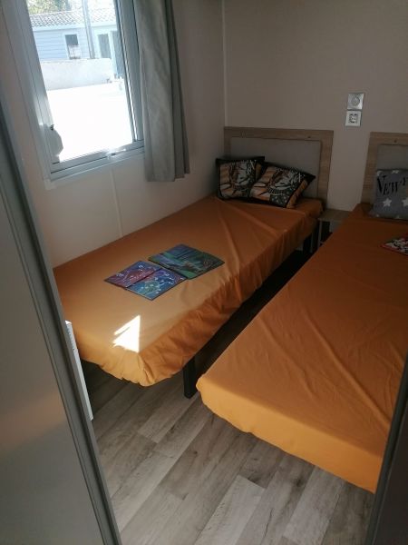 photo 2 Owner direct vacation rental Vias mobilhome Languedoc-Roussillon Hrault bedroom 2