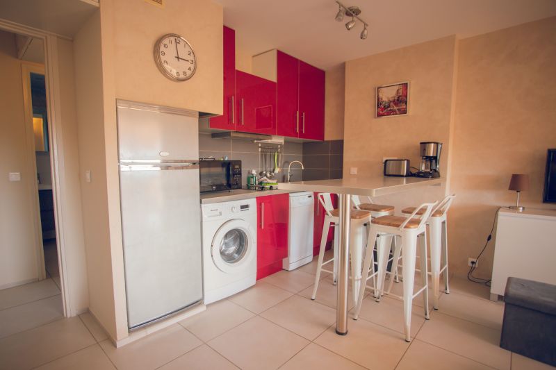 photo 3 Owner direct vacation rental Le Lavandou appartement Provence-Alpes-Cte d'Azur Var Open-plan kitchen
