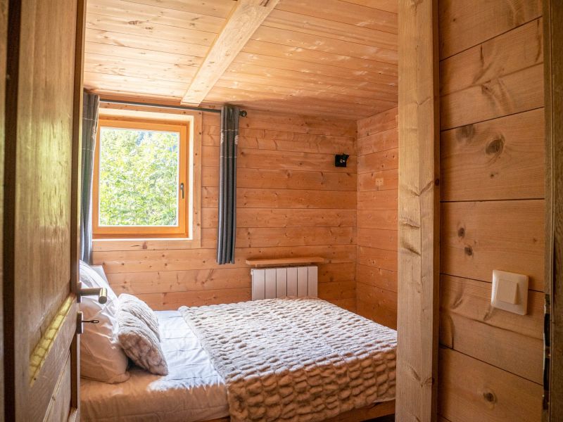 photo 4 Owner direct vacation rental Chamonix Mont-Blanc appartement Rhone-Alps Haute-Savoie bedroom 1