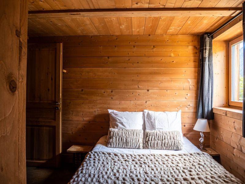 photo 5 Owner direct vacation rental Chamonix Mont-Blanc appartement Rhone-Alps Haute-Savoie bedroom 1