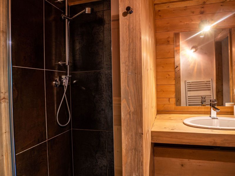 photo 12 Owner direct vacation rental Chamonix Mont-Blanc appartement Rhone-Alps Haute-Savoie Half bath