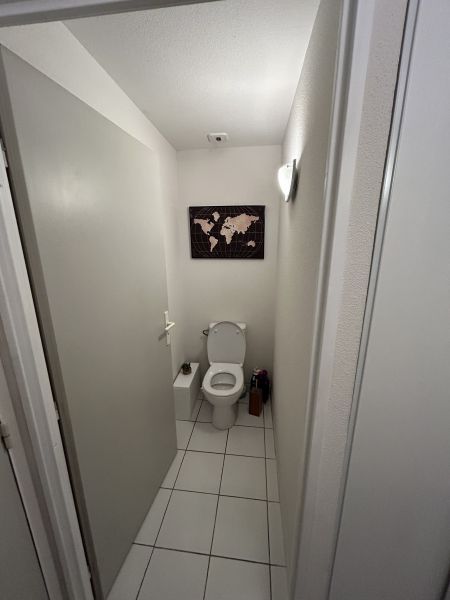 photo 5 Owner direct vacation rental Sete appartement Languedoc-Roussillon Hrault Bathroom w/toilet only