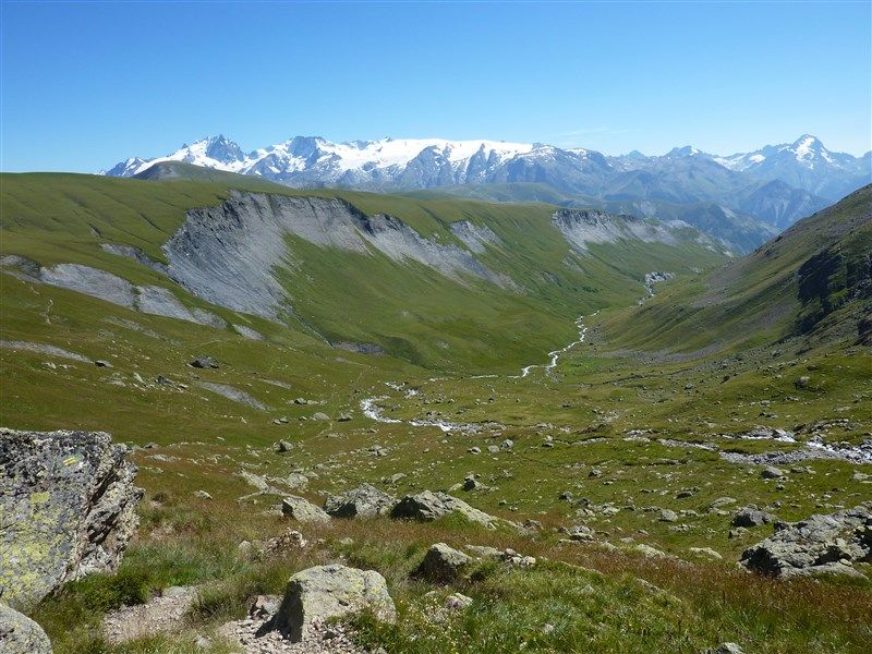 photo 2 Owner direct vacation rental Alpe d'Huez appartement Rhone-Alps Isre View of the property from outside