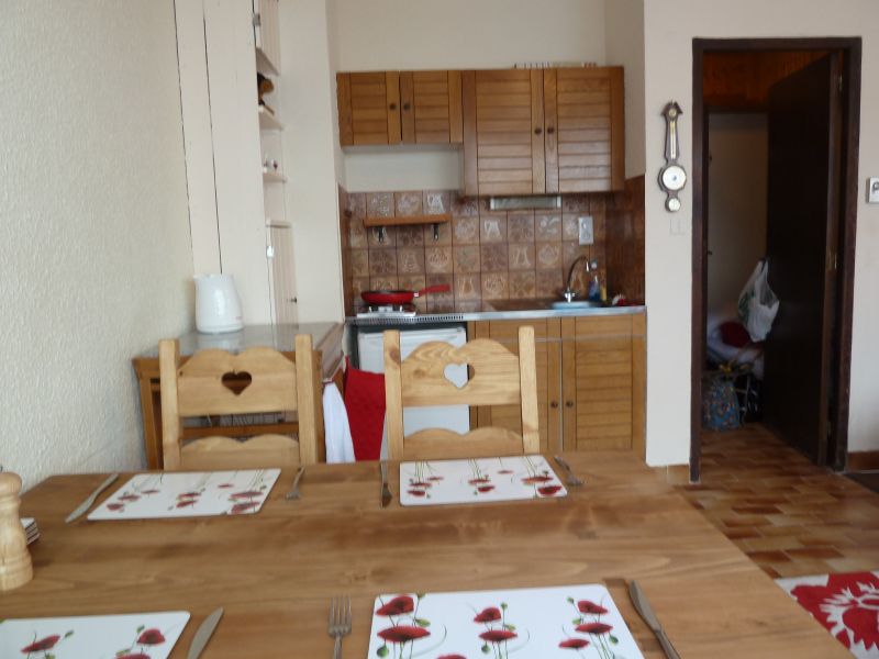 photo 11 Owner direct vacation rental Champagny en Vanoise studio Rhone-Alps Savoie Open-plan kitchen