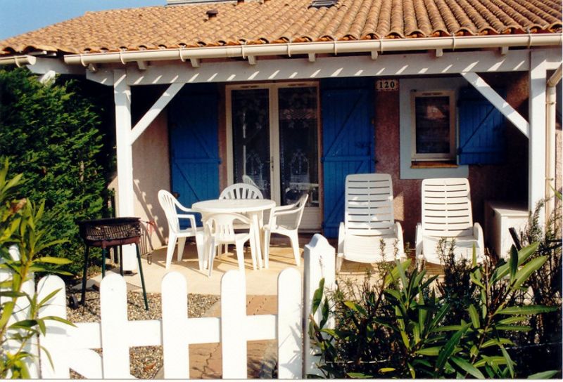 photo 0 Owner direct vacation rental Valras-Plage maison Languedoc-Roussillon  View of the property from outside