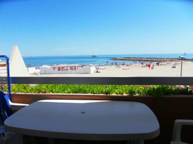 photo 0 Owner direct vacation rental Palavas-les-Flots studio Languedoc-Roussillon Hrault View from the terrace