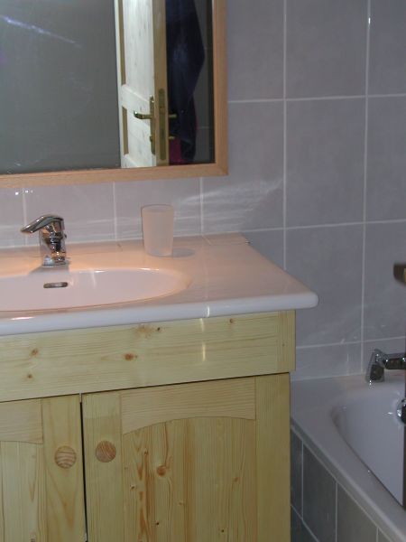 photo 12 Owner direct vacation rental Valfrjus appartement Rhone-Alps Savoie bathroom