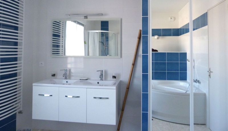 photo 17 Owner direct vacation rental Saint Hilaire de Riez villa Pays de la Loire Vende bathroom