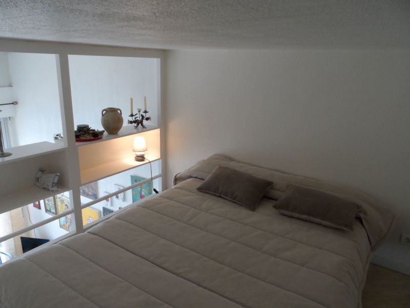 photo 2 Owner direct vacation rental Le Lavandou appartement Provence-Alpes-Cte d'Azur Var Mezzanine