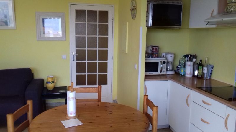 photo 3 Owner direct vacation rental Hyres appartement Provence-Alpes-Cte d'Azur Var Kitchenette