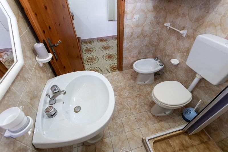 photo 7 Owner direct vacation rental Torre Pali maison Puglia Lecce Province bathroom 1