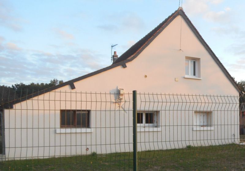 photo 6 Owner direct vacation rental Amboise gite Centre Indre et Loire View of the property from outside