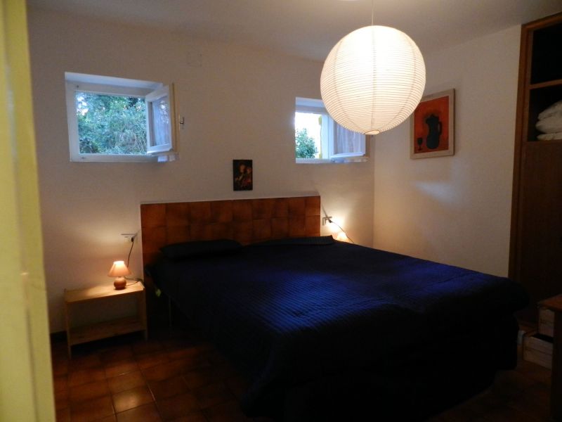 photo 6 Owner direct vacation rental Castagneto Carducci maison Tuscany Livorno Province bedroom 1