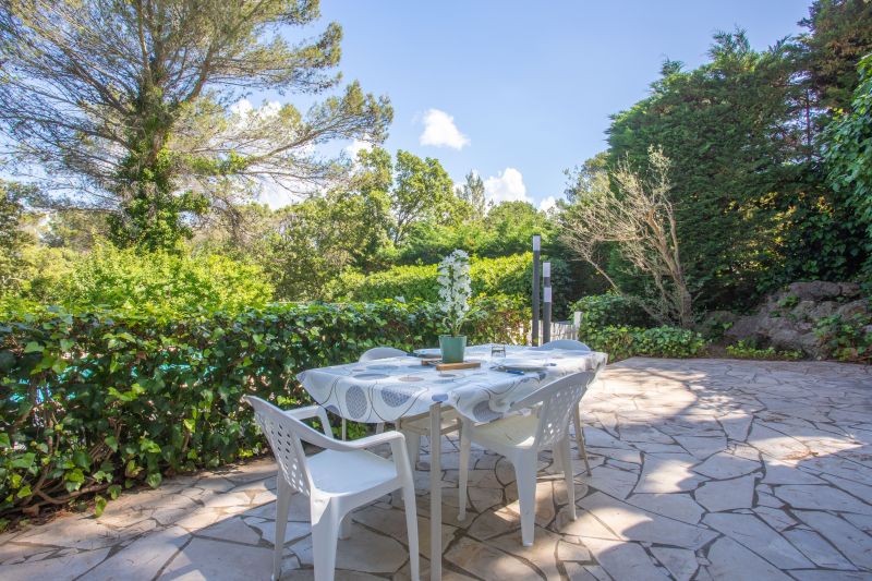 photo 4 Owner direct vacation rental Saint Raphael studio Provence-Alpes-Cte d'Azur Var Terrace