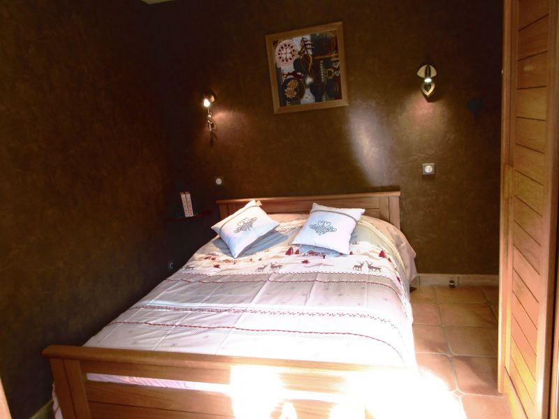 photo 9 Owner direct vacation rental Brianon chalet Provence-Alpes-Cte d'Azur Hautes-Alpes bedroom 1