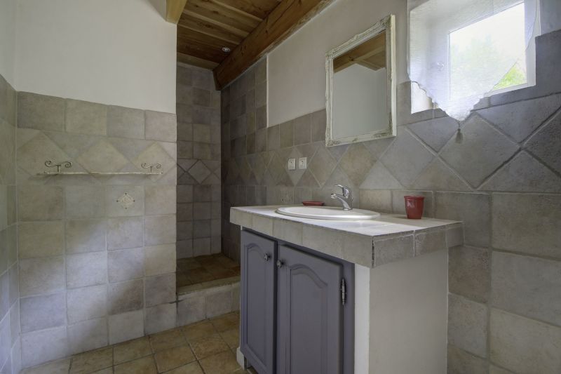 photo 8 Owner direct vacation rental Saint Rmy de Provence studio Provence-Alpes-Cte d'Azur Bouches du Rhne Half bath