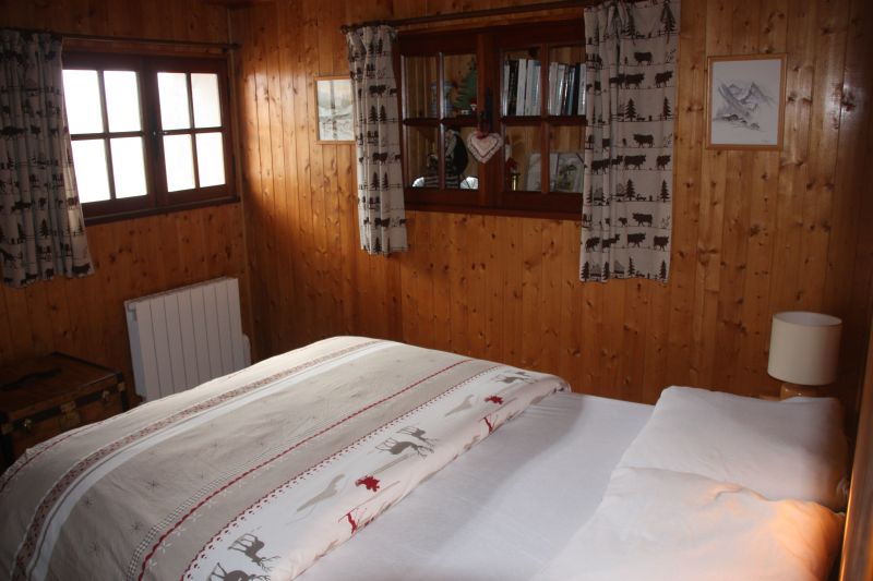 photo 7 Owner direct vacation rental Praz de Lys Sommand chalet Rhone-Alps  bedroom 1