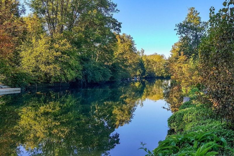 photo 9 Owner direct vacation rental Ivry-la-Bataille mobilhome Normandy (Haute-Normandie) Eure View of the property from outside