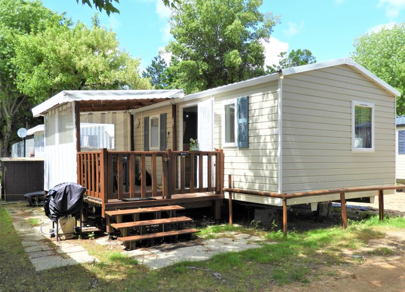 photo 1 Owner direct vacation rental Saint Jean de Monts mobilhome Pays de la Loire Vende View of the property from outside