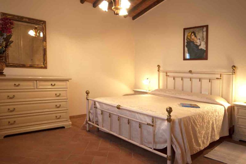 photo 10 Owner direct vacation rental Siena gite Tuscany Siena bedroom 1