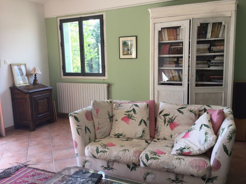 photo 8 Owner direct vacation rental Uzs maison Languedoc-Roussillon Gard Lounge 2