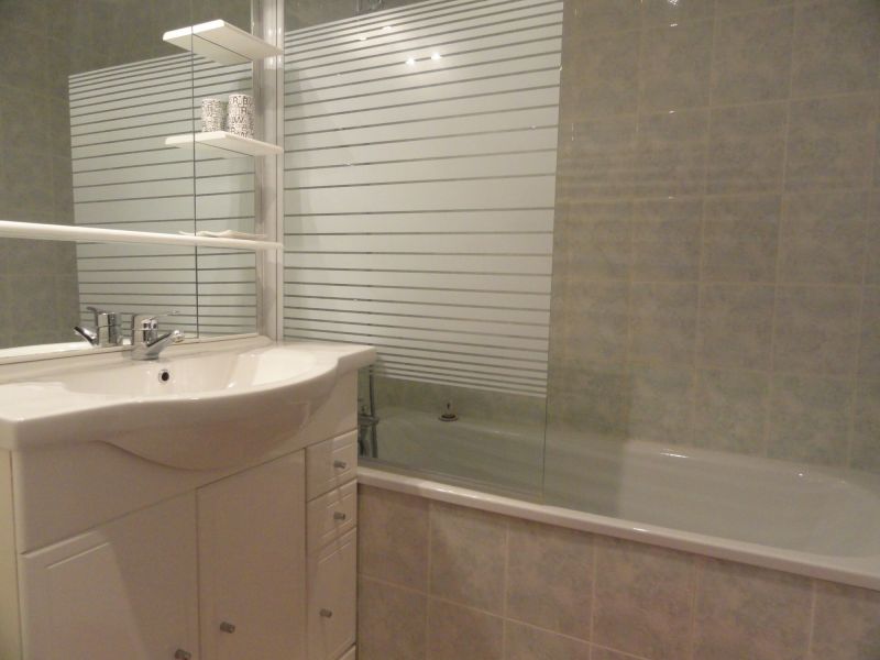 photo 8 Owner direct vacation rental Cassis appartement Provence-Alpes-Cte d'Azur Bouches du Rhne bathroom