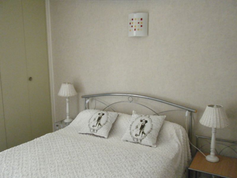 photo 1 Owner direct vacation rental Amlie-Les-Bains studio Languedoc-Roussillon Pyrnes-Orientales bedroom