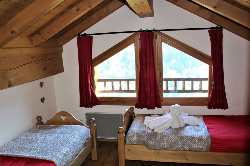 photo 10 Owner direct vacation rental Mribel maison Rhone-Alps Savoie bedroom 5