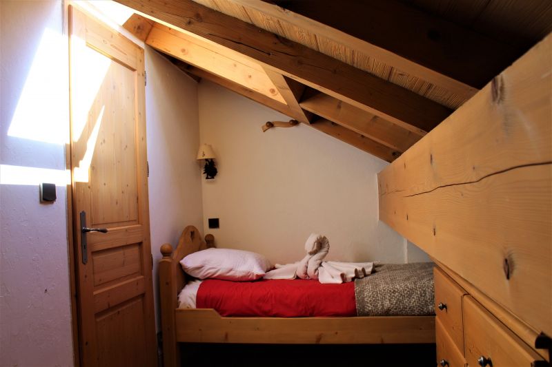 photo 11 Owner direct vacation rental Mribel maison Rhone-Alps Savoie bedroom 6