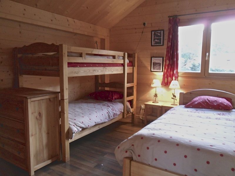 photo 20 Owner direct vacation rental Ancelle chalet Provence-Alpes-Cte d'Azur Hautes-Alpes bedroom 4