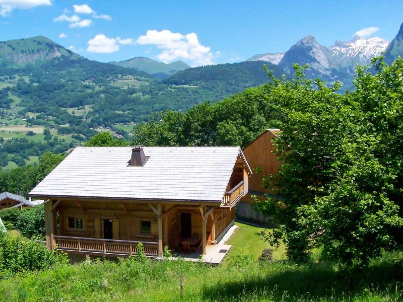 photo 5 Owner direct vacation rental Samons chalet Rhone-Alps Haute-Savoie View of the property from outside