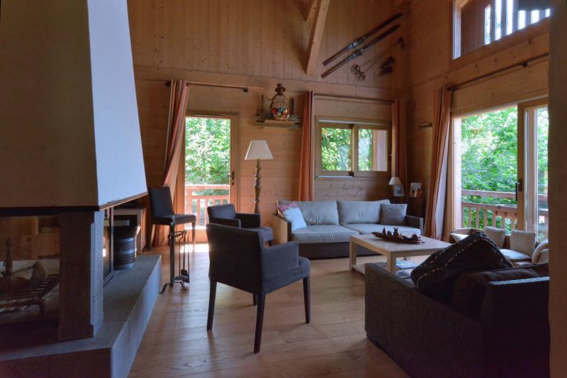 photo 8 Owner direct vacation rental Samons chalet Rhone-Alps Haute-Savoie Living room