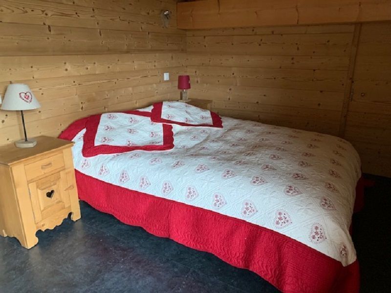photo 4 Owner direct vacation rental Praz de Lys Sommand appartement Rhone-Alps Haute-Savoie bedroom 3