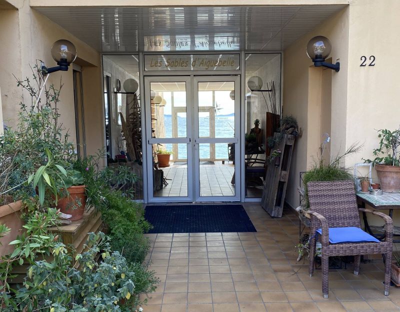 photo 2 Owner direct vacation rental Le Lavandou studio Provence-Alpes-Cte d'Azur Var Hall