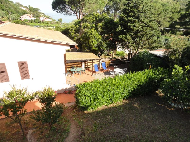 photo 0 Owner direct vacation rental Rio nell'Elba appartement Tuscany Elba Island View of the property from outside