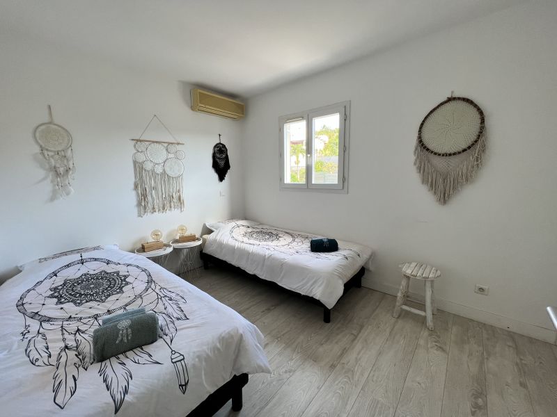 photo 15 Owner direct vacation rental Saint-Gilles les Bains villa   bedroom 2